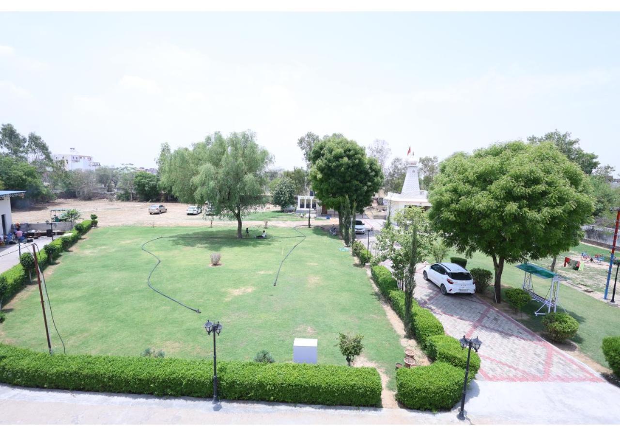 Goyal Bhawan Hotel Khātu Exterior foto